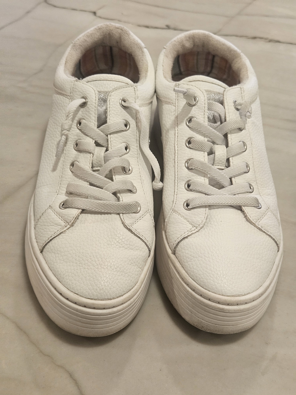 Roxy Women's Sheilahh 2.0 White Platform Sneakers - Size 8